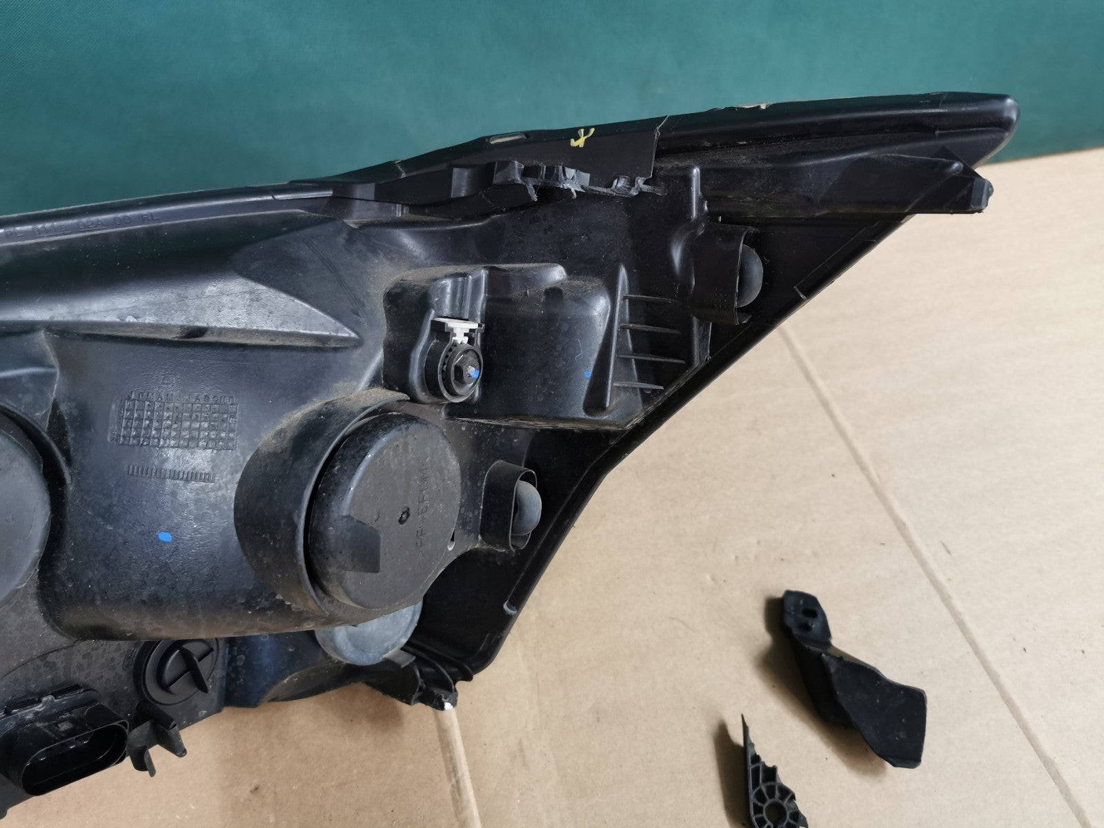 FORD TRANSIT O/S RIGHT DRIVER SIDE HEADLIGHT 2018-2024 GK31-13W029-AB