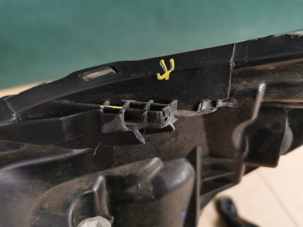 FORD TRANSIT O/S RIGHT DRIVER SIDE HEADLIGHT 2018-2024 GK31-13W029-AB