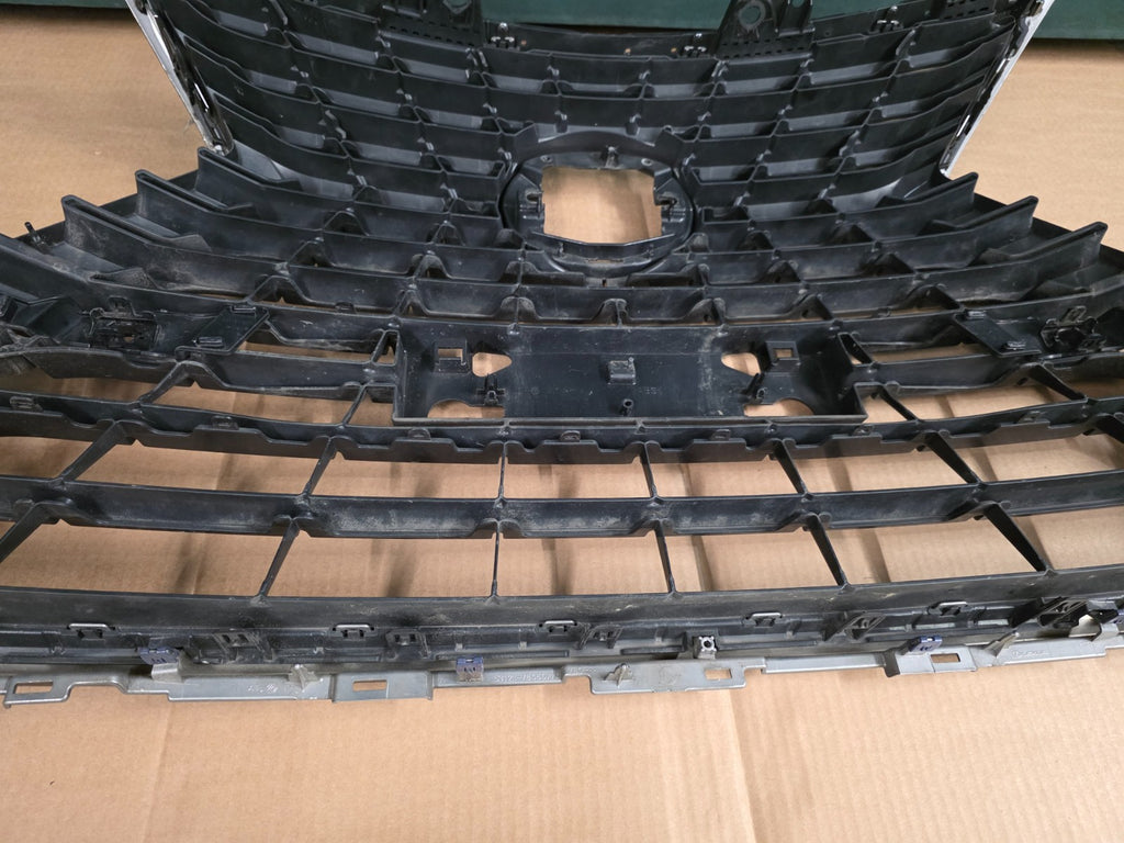 Toyota LEXUS NX I (AZ10) Radiator Grille 5310178680