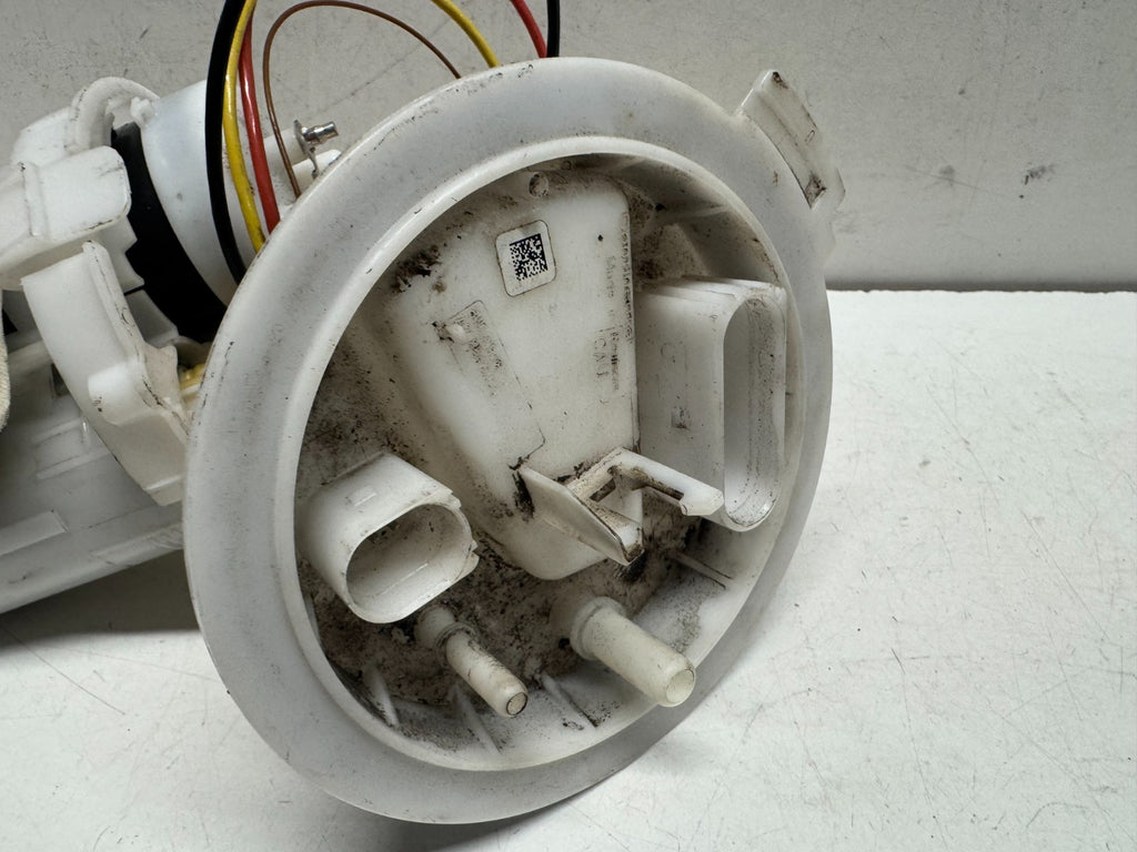 AUDI A4 S4 FUEL TANK SENDER UNIT 8W0919087J