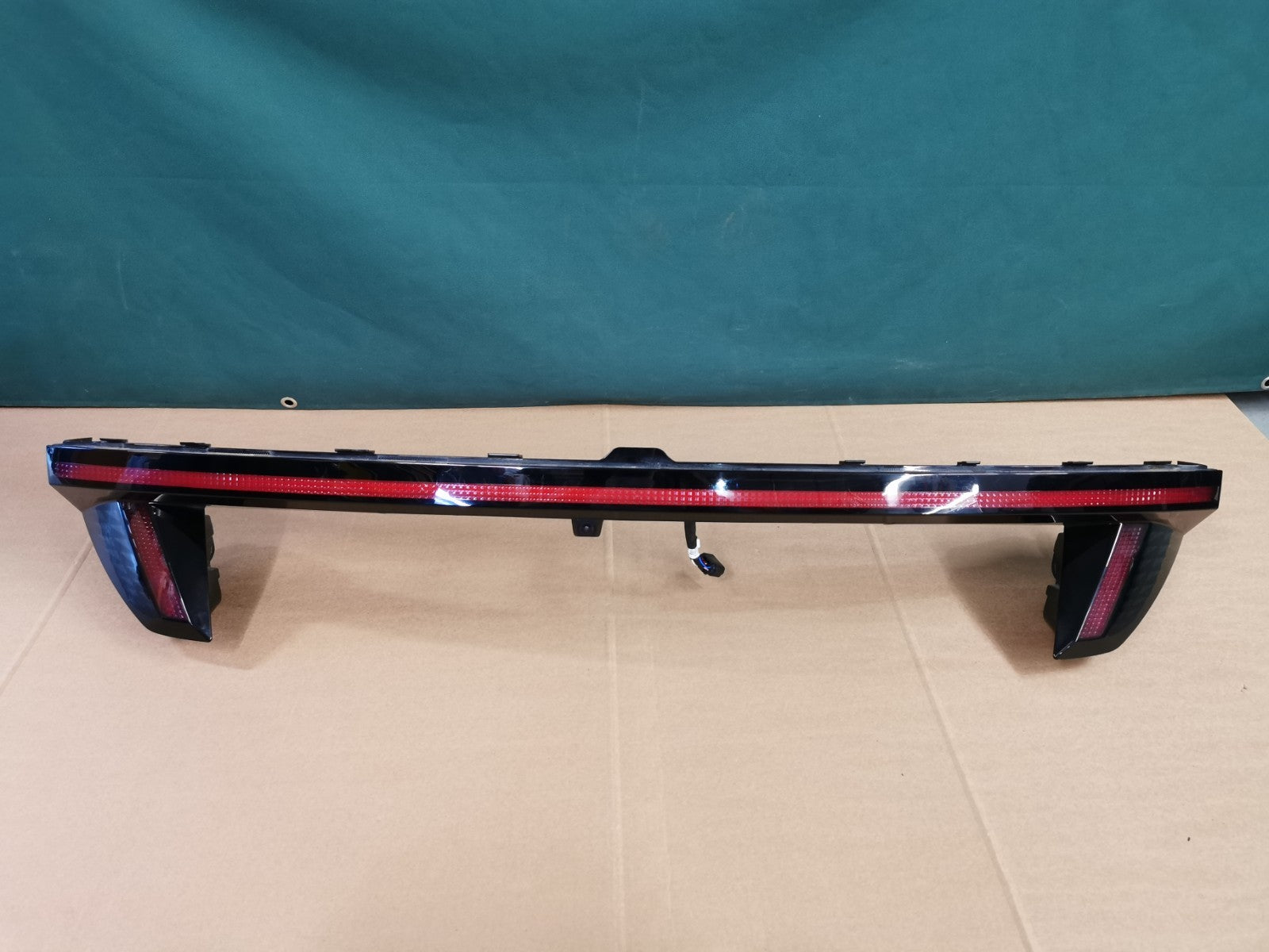 HYUNDAI TUCSON NX4 TAILGATE BOOT LED LIGHT TAIL LIGHT 92403-N71 2020-2023