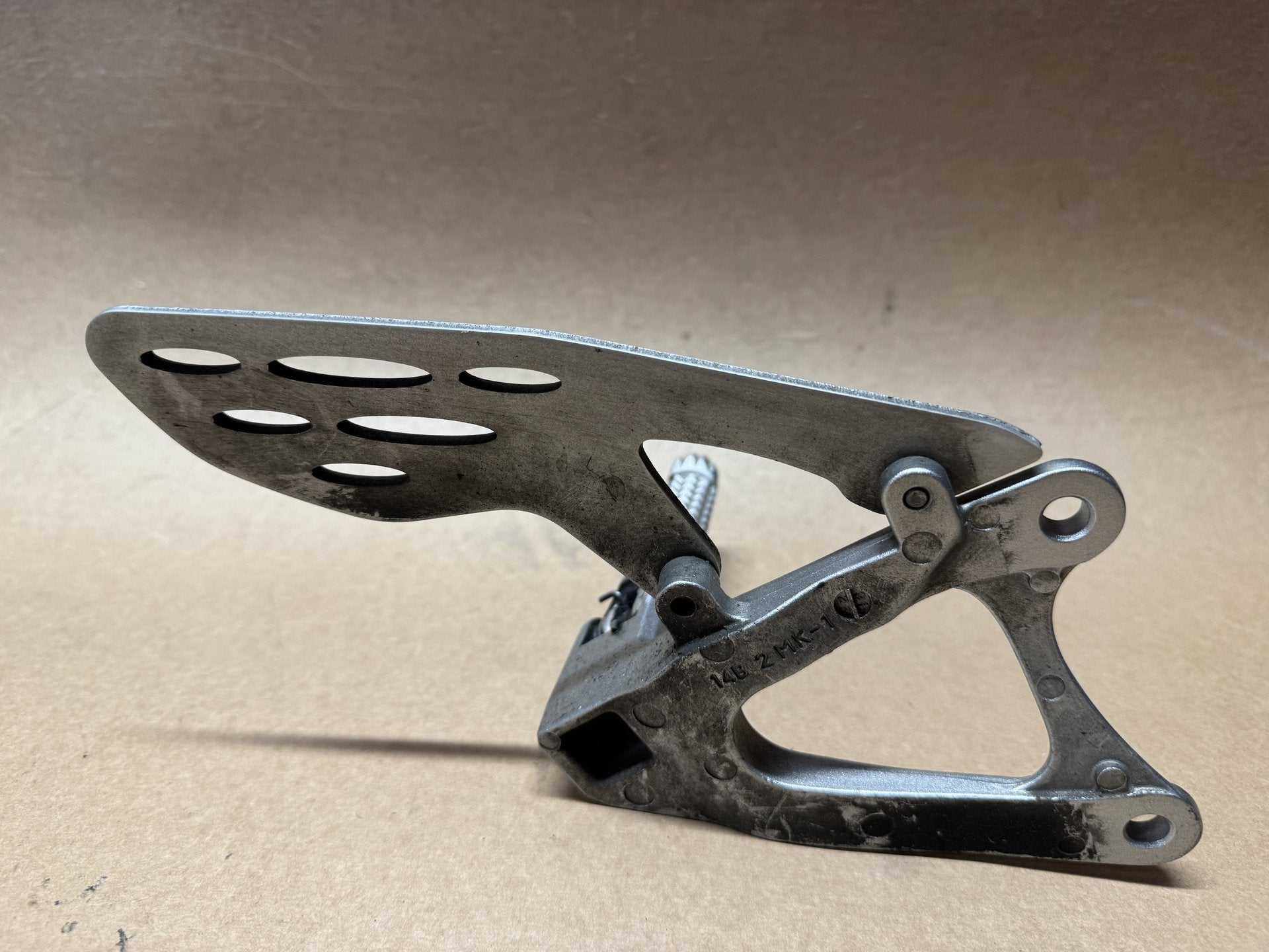 Yamaha YZF-R1 14B 2009-2014 Left Rider Foot Peg Footrest Genuine OEM