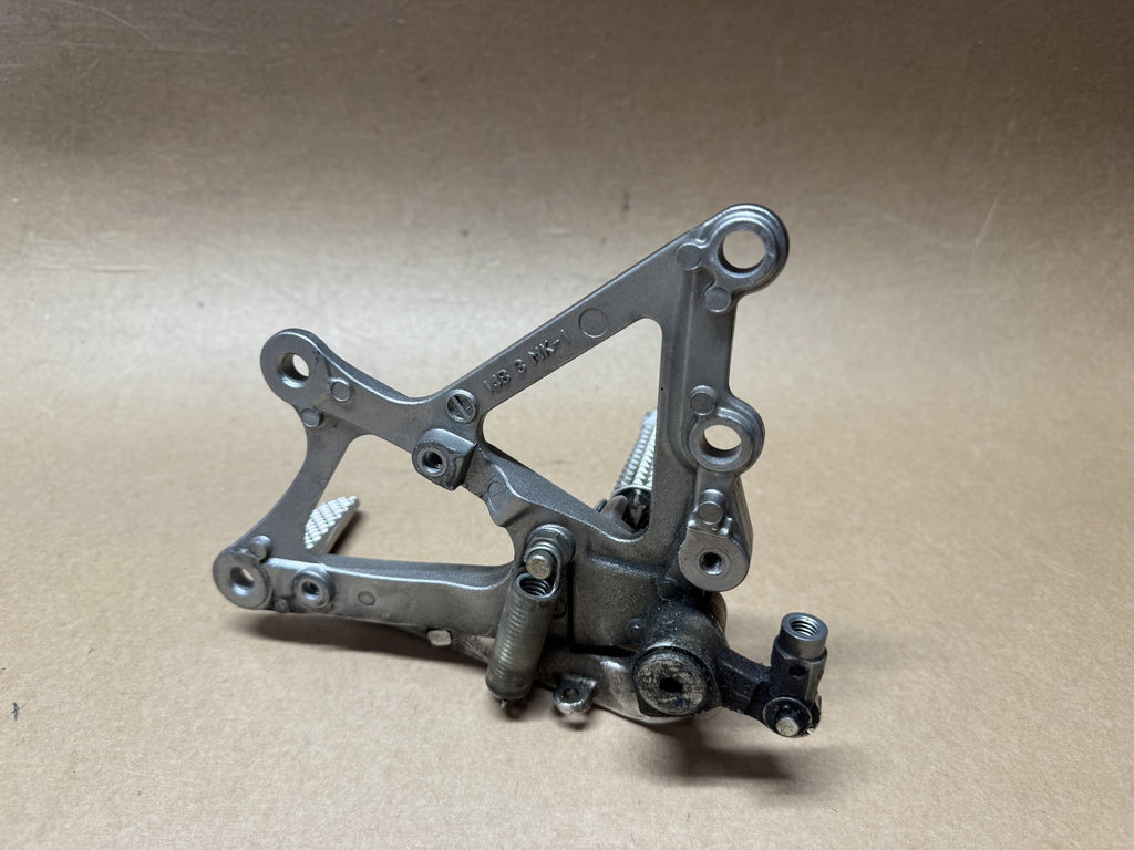 Yamaha YZF-R1 14B 2009-2014 Right Rider Foot Peg Footrest Genuine OEM