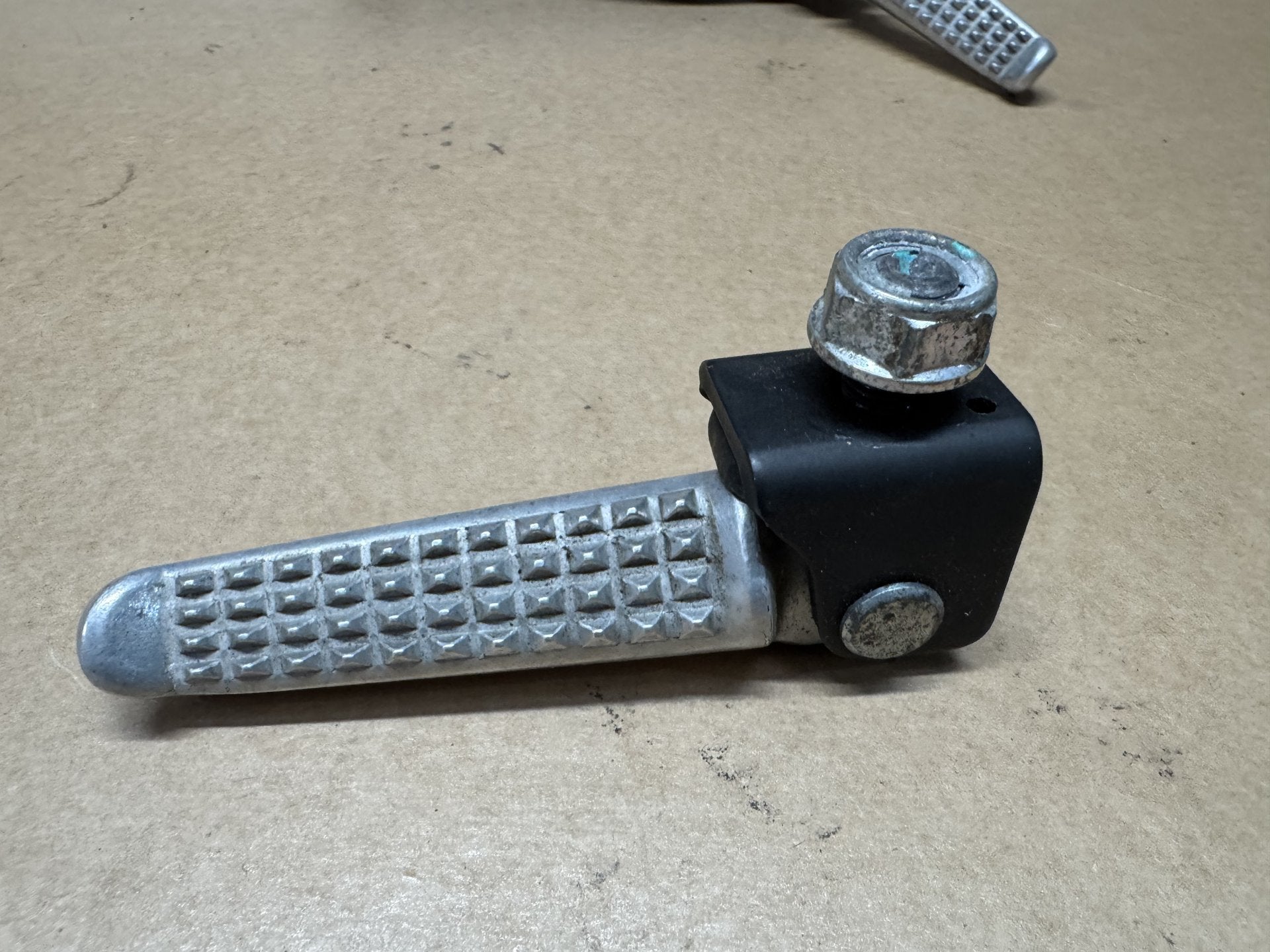 Honda CMX300 Rebel CMX500 2017-2022 Aftermarket Left Pillion Foot Peg Genuine