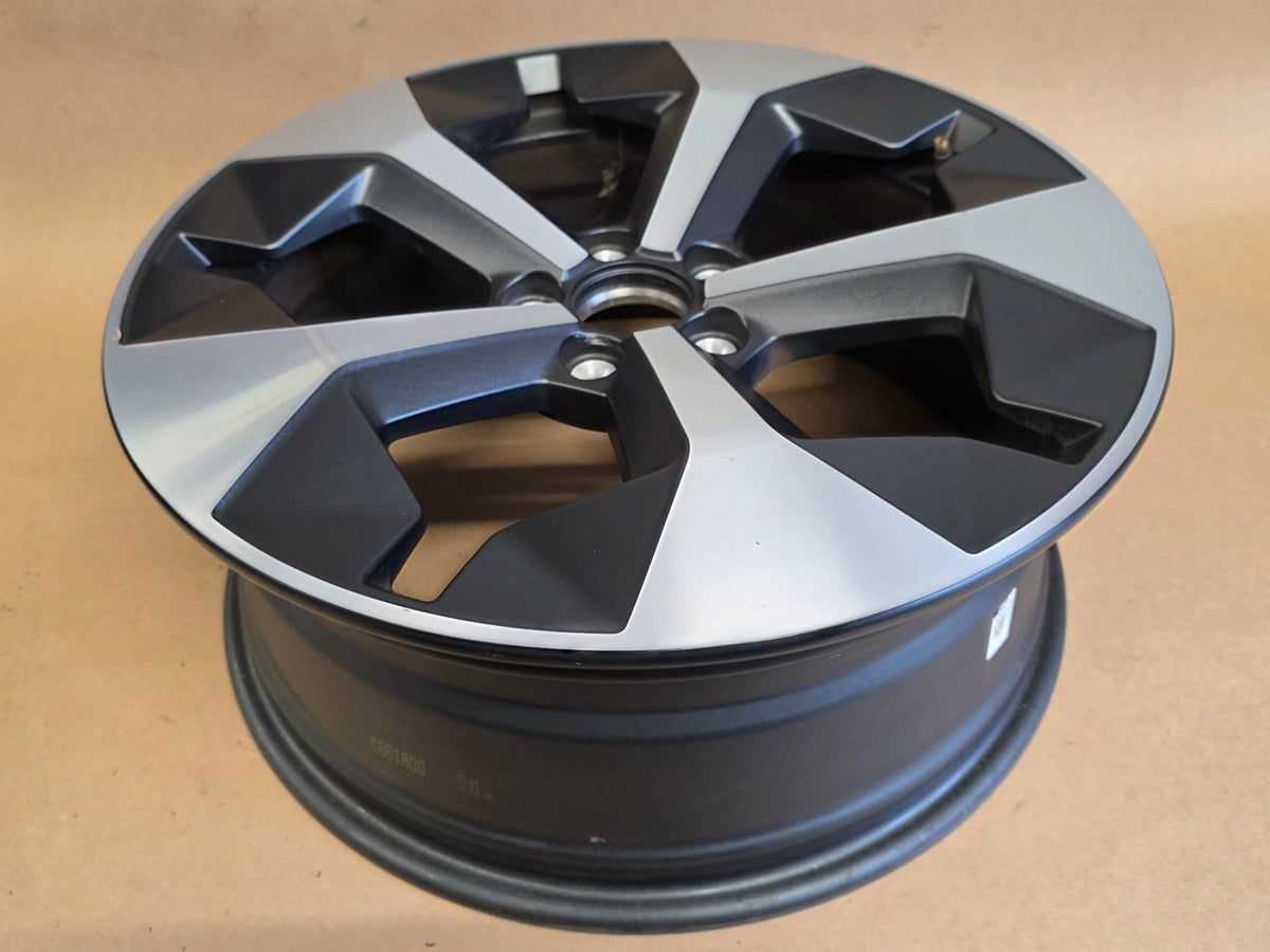 Volvo XC40 2018-2026 19" 5-Y Spoke Matt Graphite Diamond Cut 32327146