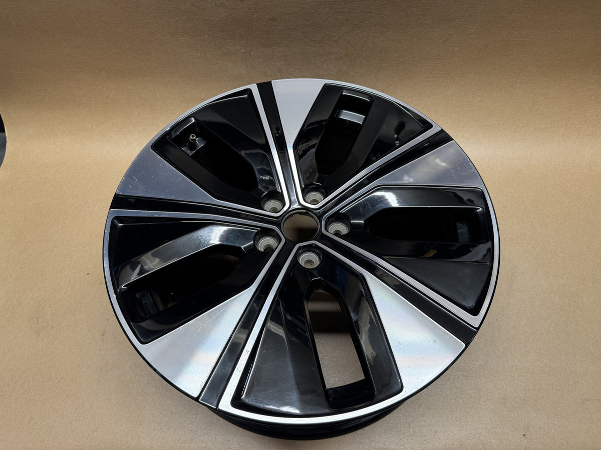 Polestar 2 2021-2024 Front 19" 5-Double Spoke Black Diamond Cut Alloy Wheel